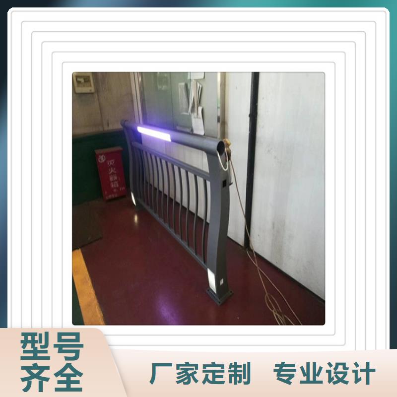 桥梁护栏公司施工团队