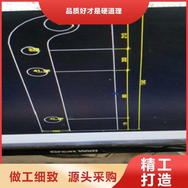 防撞桥梁栏杆河堤护栏出厂严格质检