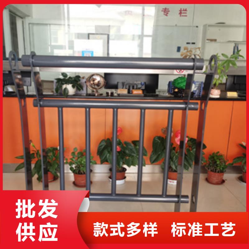 多横梁桥梁防撞护栏安装稳固的