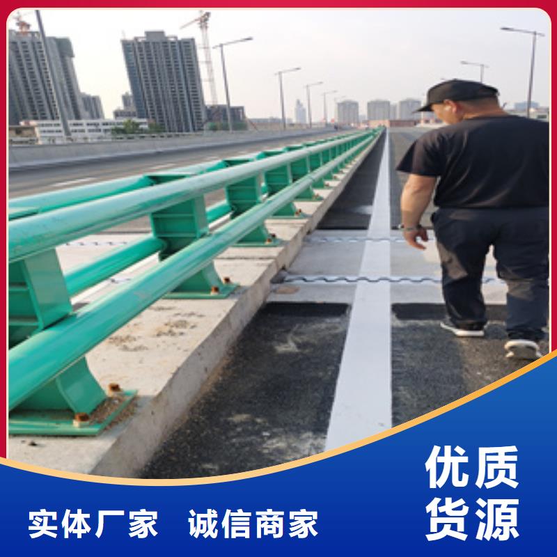 不锈钢复合管道路隔离护栏厂诚信经营