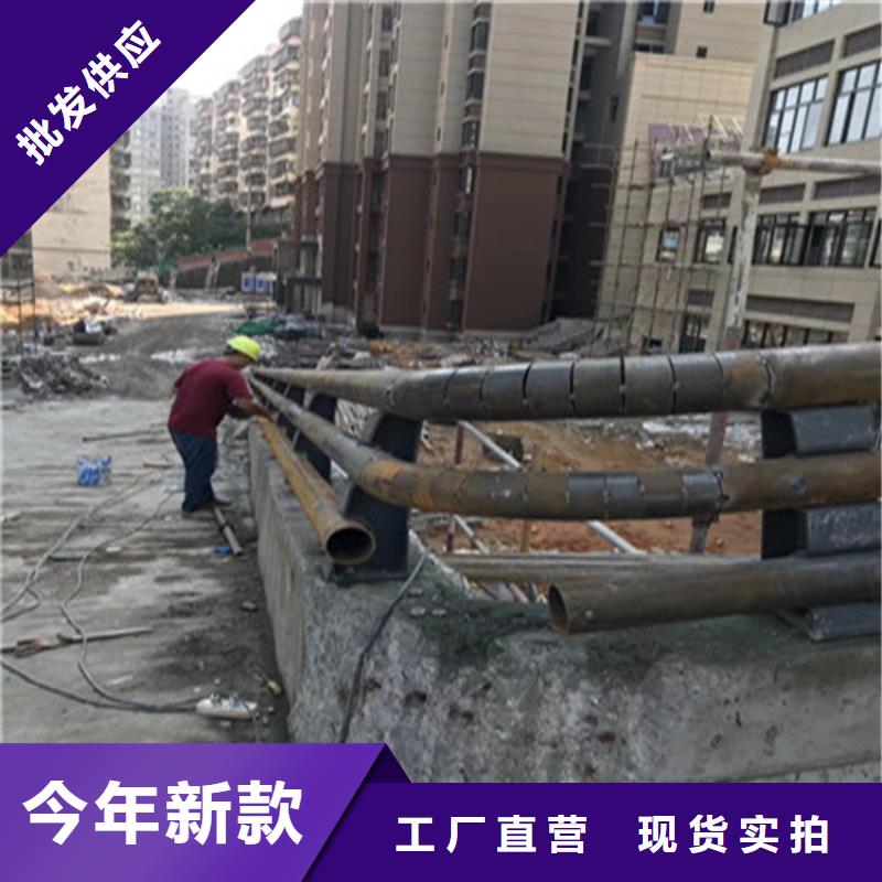 钢板包厢桥梁防撞立柱安装灵活
