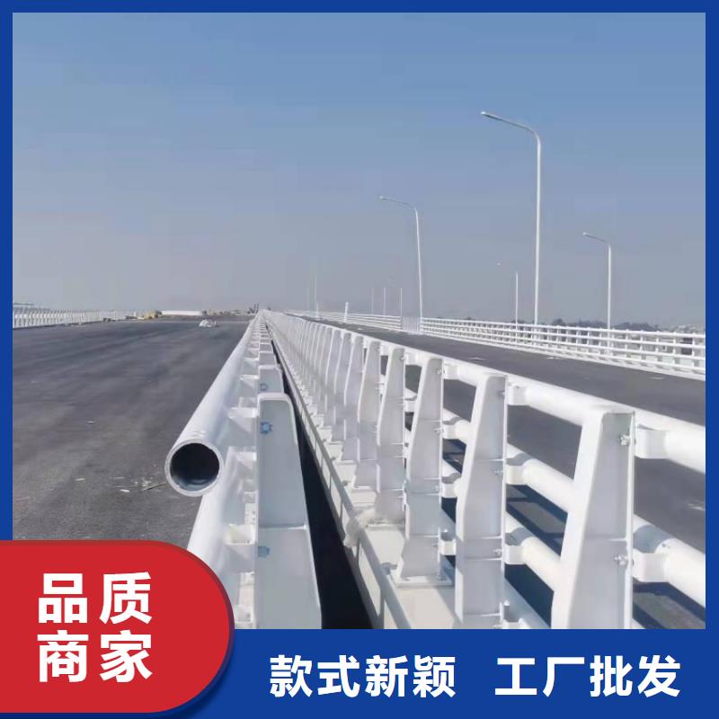 道路护栏_三横梁防撞护栏款式多样