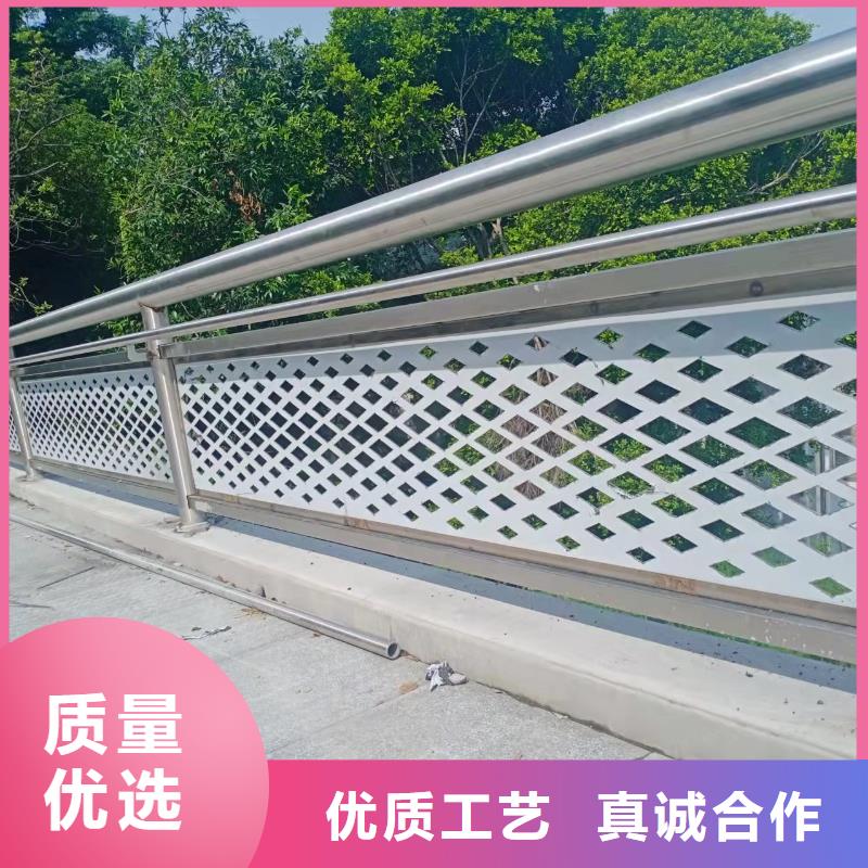 铸造石仿石护栏立柱-镀锌喷塑防撞栏细节之处更加用心