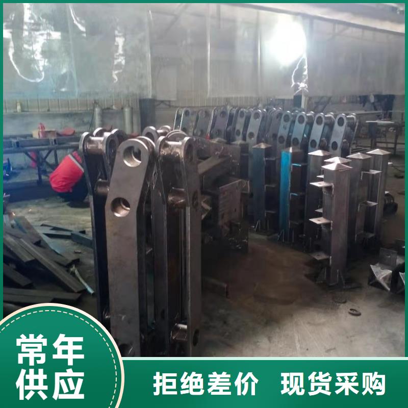 铸造石仿石护栏立柱-镀锌喷塑防撞栏细节之处更加用心