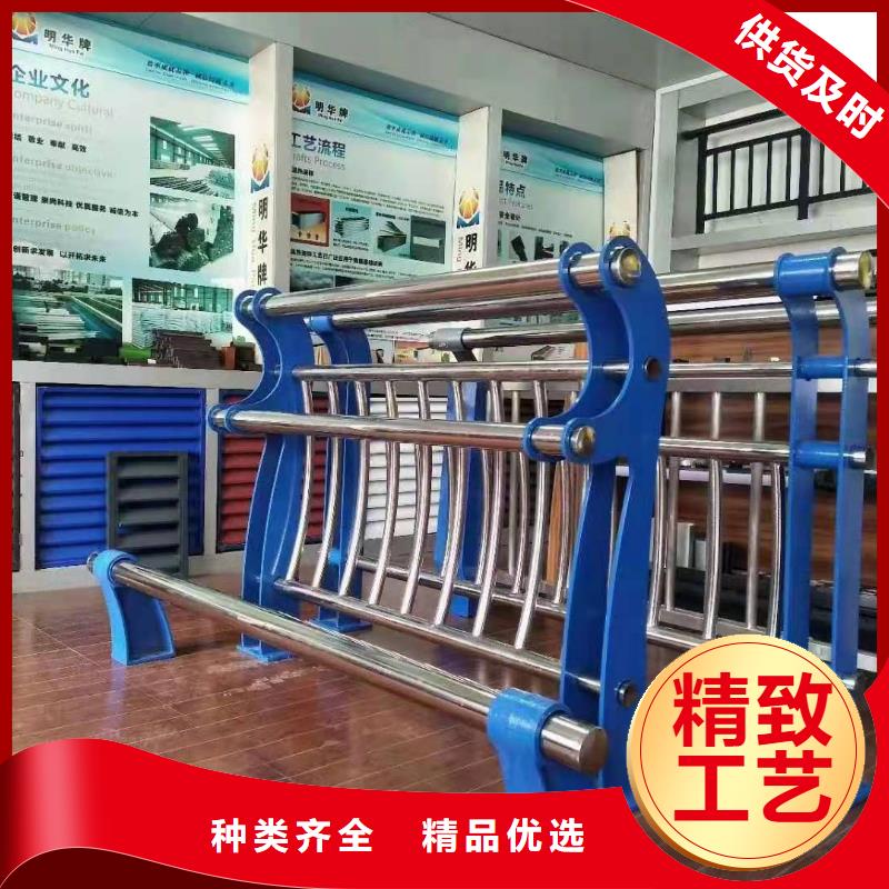 铸造石仿石护栏立柱M型防撞护栏性能稳定