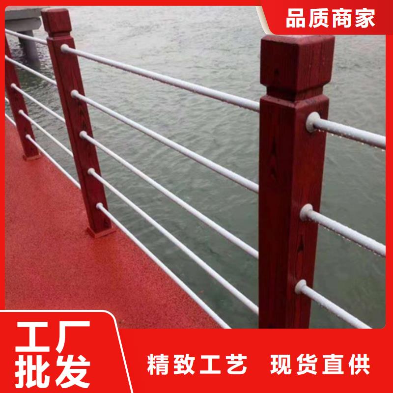 防撞护栏,不锈钢复合管严格把控每一处细节