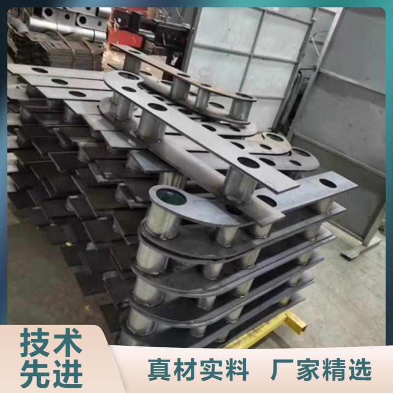 防撞护栏,不锈钢复合管严格把控每一处细节