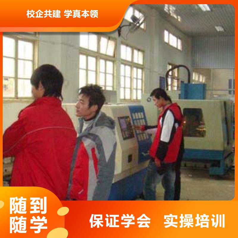 数控培训,【虎振技工学校】技能+学历|UI设计-全日制大专(百色市分公司)
