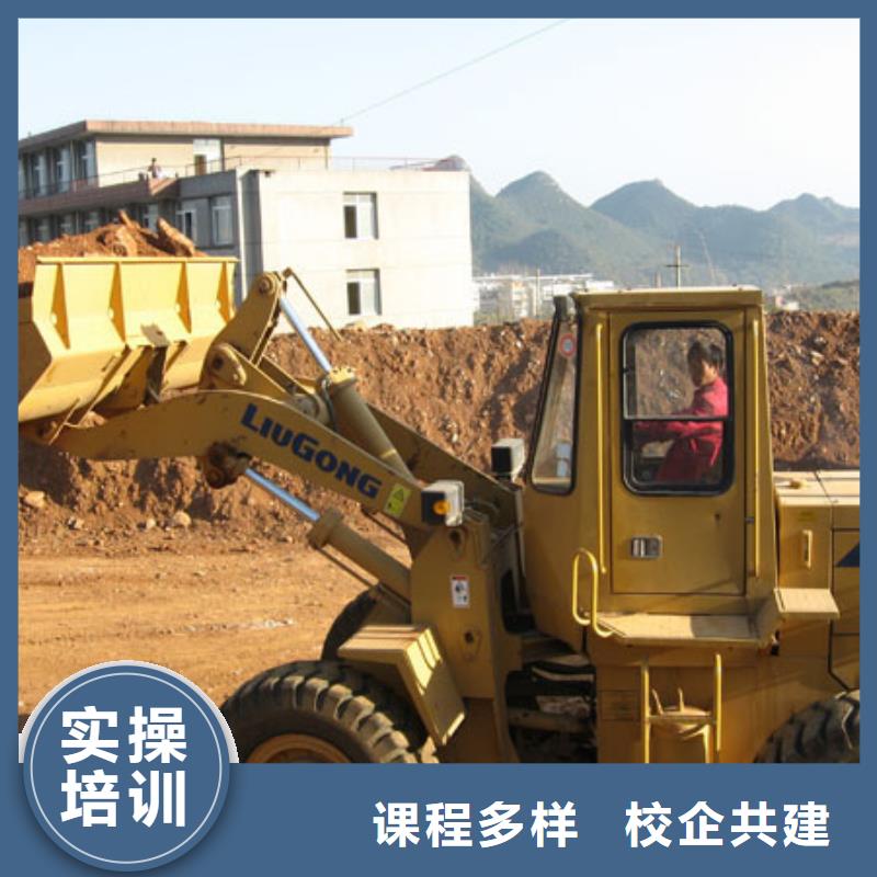 【塔吊装载机】,虎振招生电话师资力量强