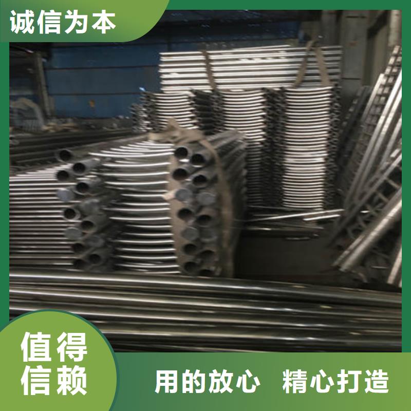 防撞护栏热镀锌立柱专注产品质量与服务