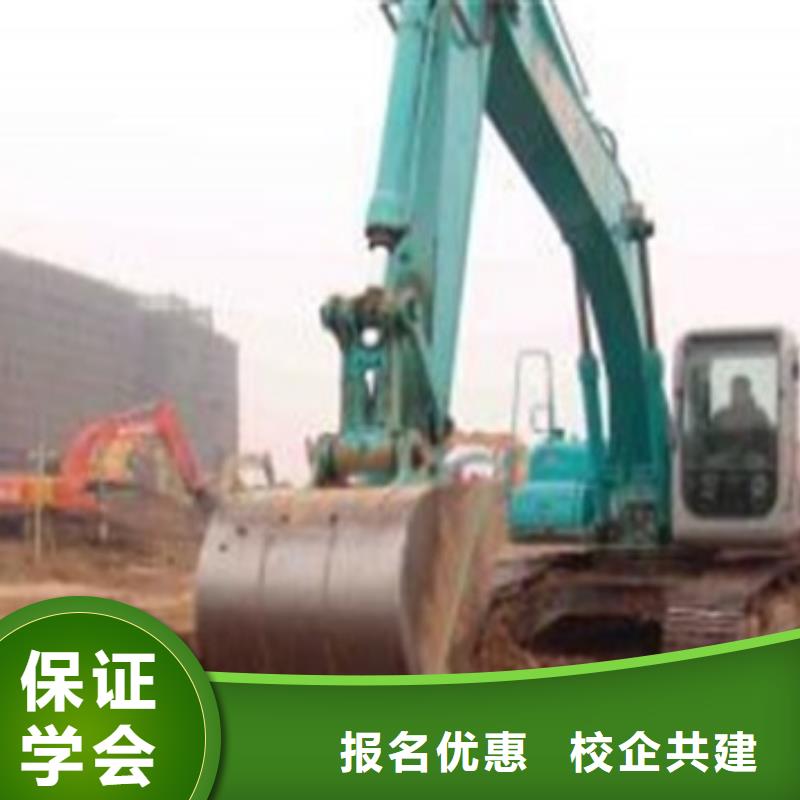 塔吊叉车培训就业不担心