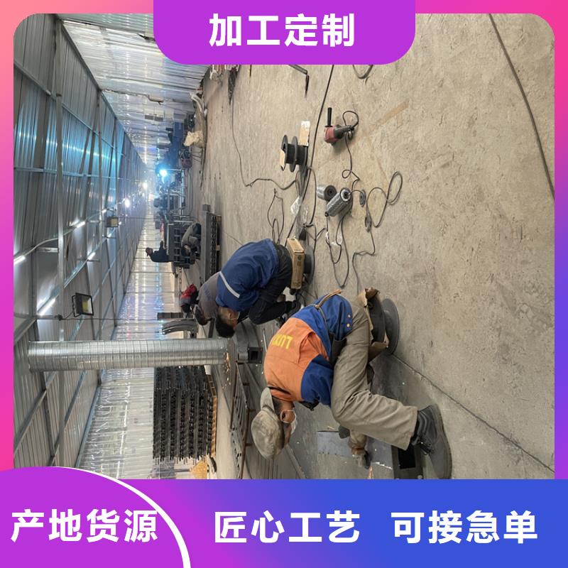 桥梁护栏 中央分隔栏厂家拥有先进的设备