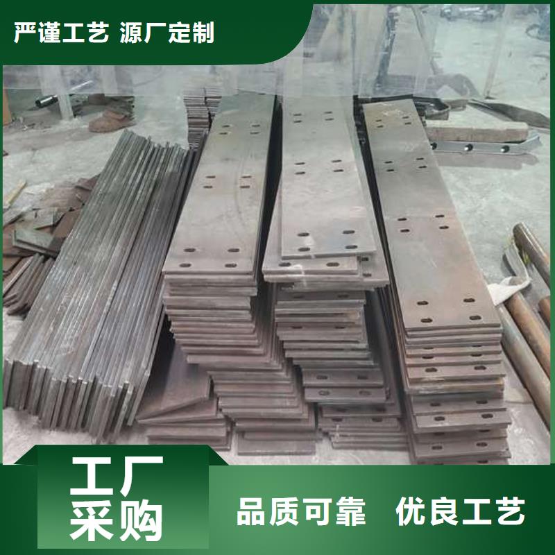 防撞护栏国道抗冲击围栏专业生产制造厂