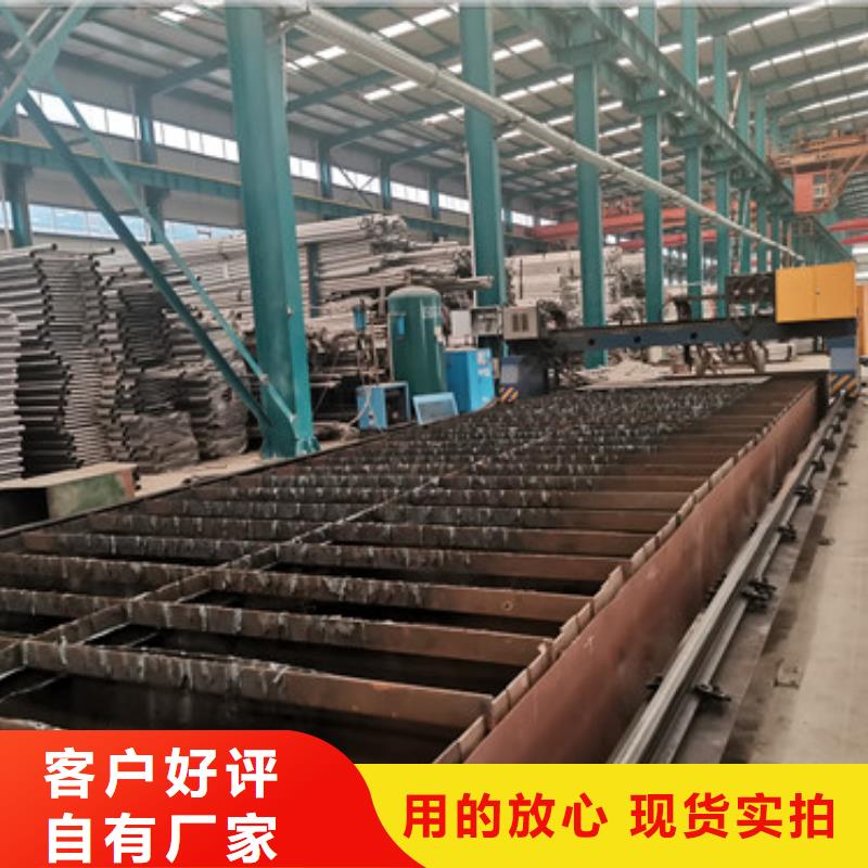 护栏1-灯光防撞护栏专业生产团队