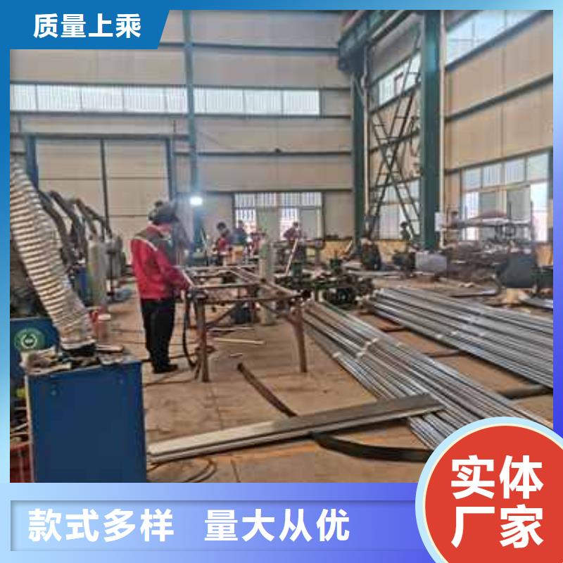 路边防撞护栏厂家直接报价
