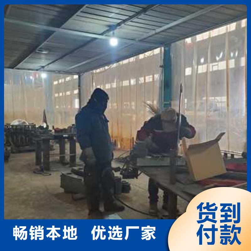 灯光护栏防撞护栏款式多样