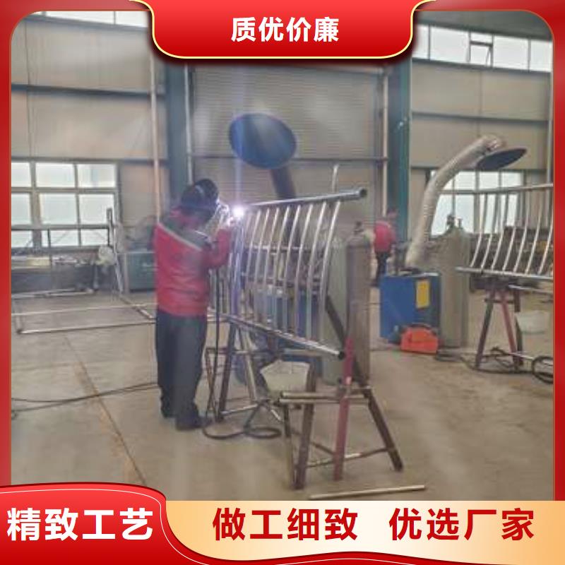 护栏不锈钢复合管厂家厂家十分靠谱