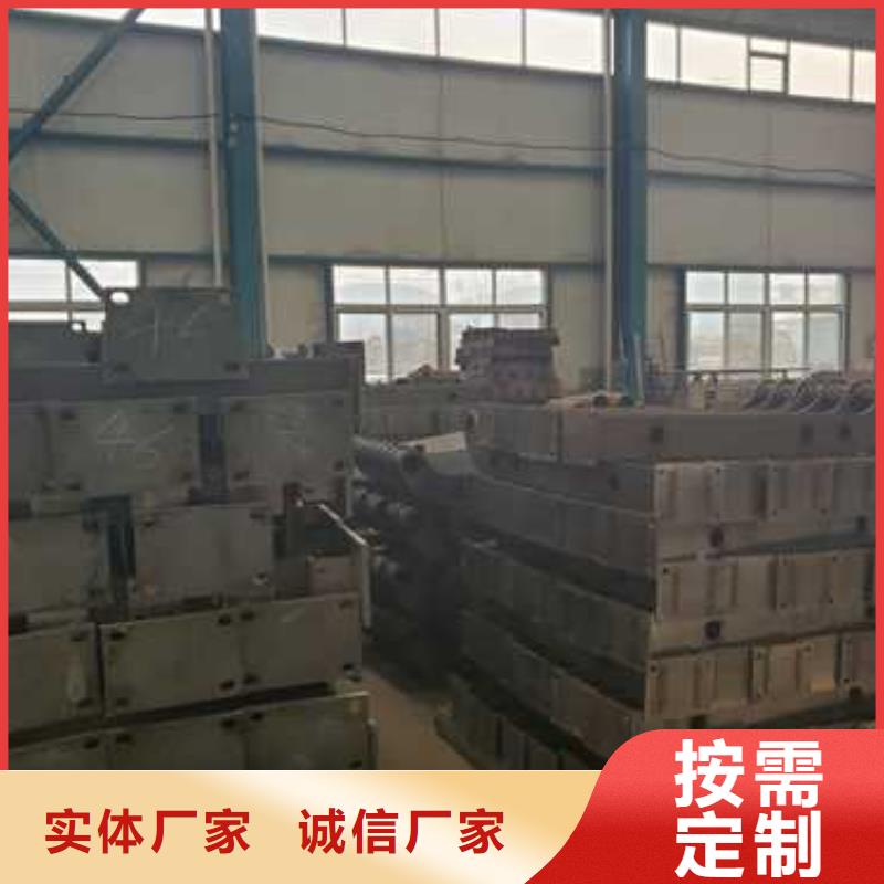 道路护栏桥梁防撞护栏用心做产品