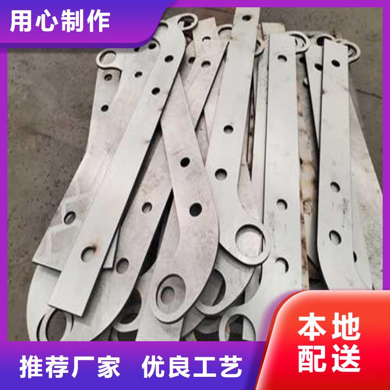 道路护栏防撞护栏厂热销产品