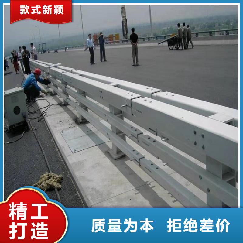 【 护栏厂家护栏钢板立柱源头厂商】