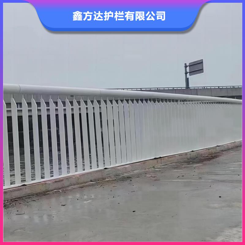 仿木纹河道护栏栏杆不锈钢河道栏杆厂家
