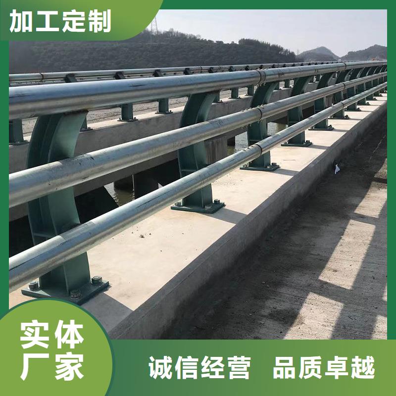防撞护栏,钢背木护栏大量现货供应