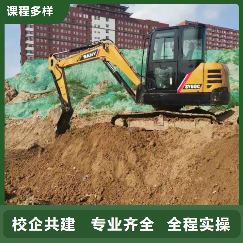 钩机培训学校-理发培训师资力量强