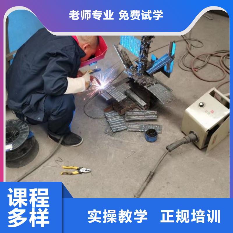 焊接学校哪个技校开设厨师烹饪专业实操教学