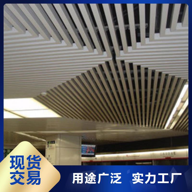 方木方通天花-石塑集成墙板精致工艺