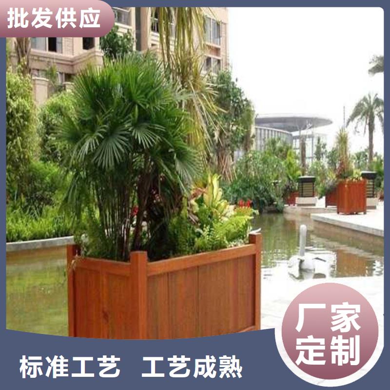 发货迅速【青岛防腐木】,防腐木围栏厂家细节展示