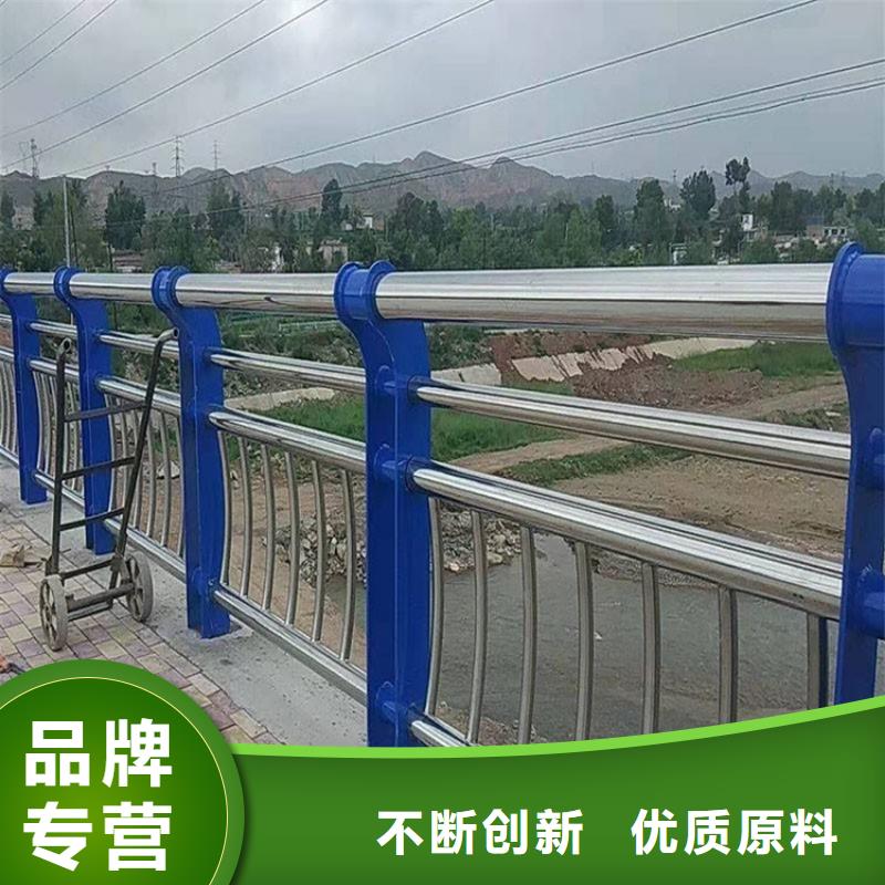 护栏1桥梁护栏多年经验值得信赖