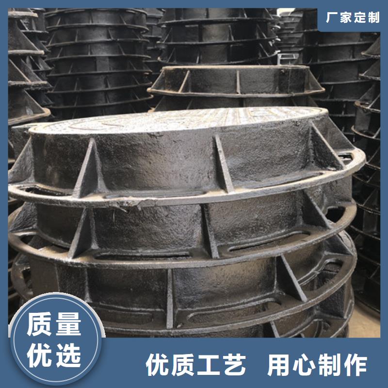 900*1100球墨铸铁圆卡簧井盖货源充足