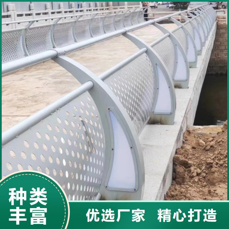 灯光护栏道路灯光护栏精工细致打造