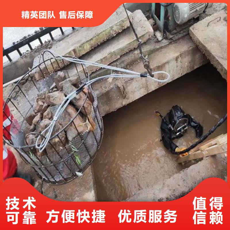  水上浮吊船服务热情