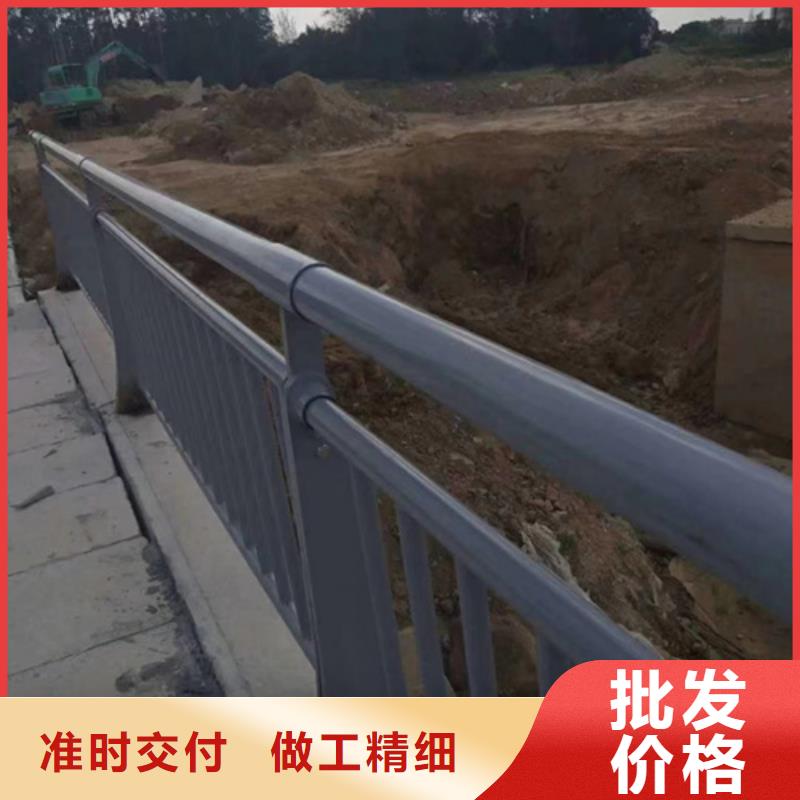 不锈钢复合管护栏_中央分隔栏厂家工艺先进
