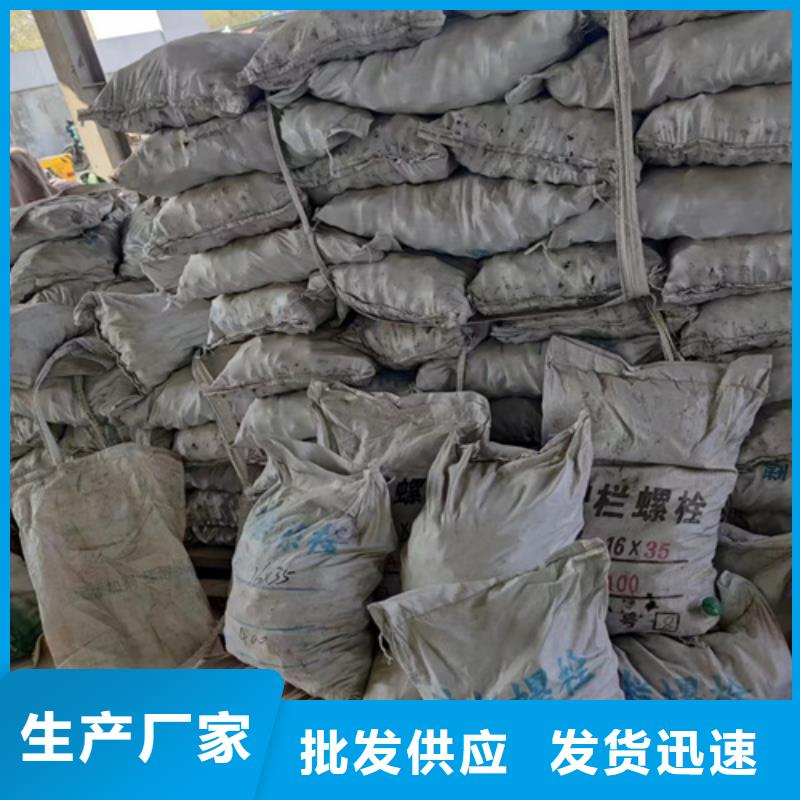 【波形护栏多少钱一米】 波形梁钢护栏保障产品质量购买的是放心